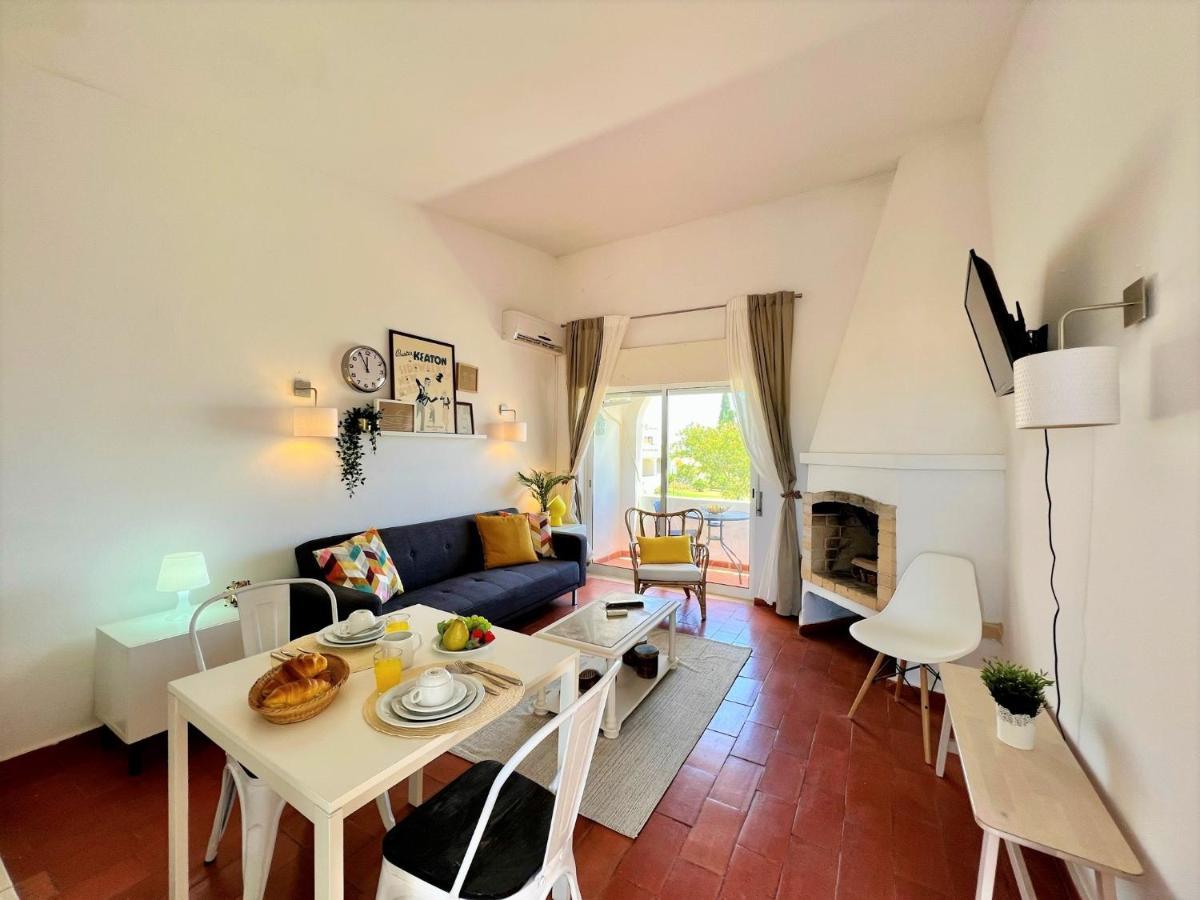 Armacao De Pera Twins 1 By Homing Apartment Екстериор снимка