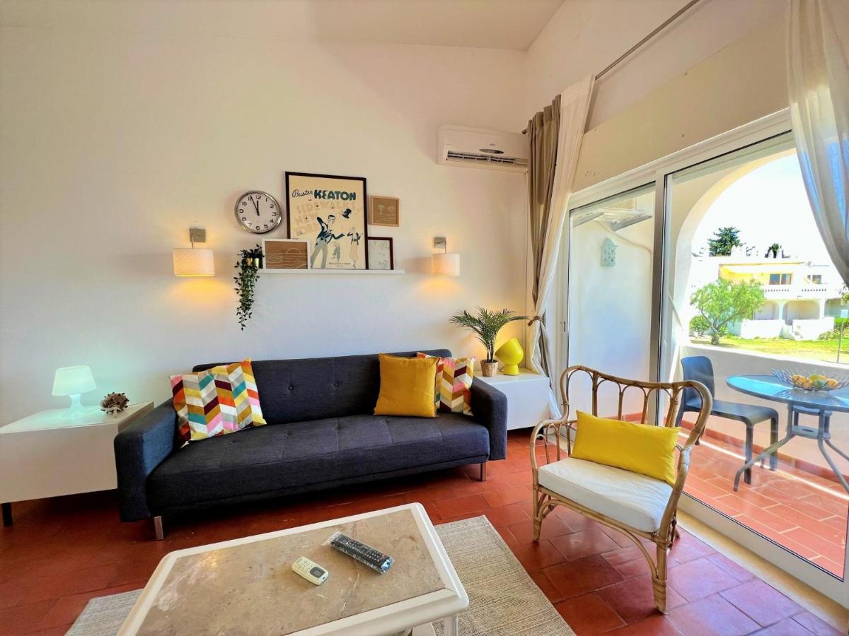 Armacao De Pera Twins 1 By Homing Apartment Екстериор снимка