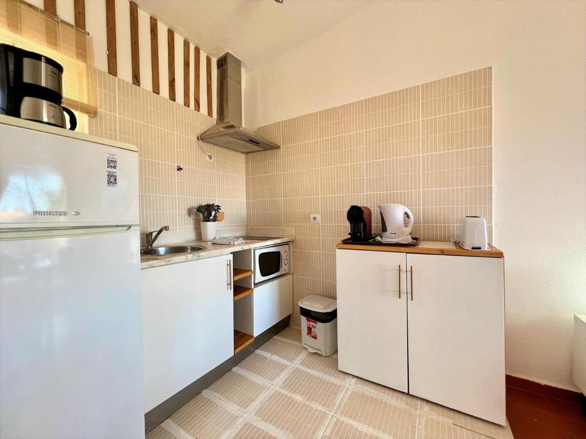 Armacao De Pera Twins 1 By Homing Apartment Екстериор снимка